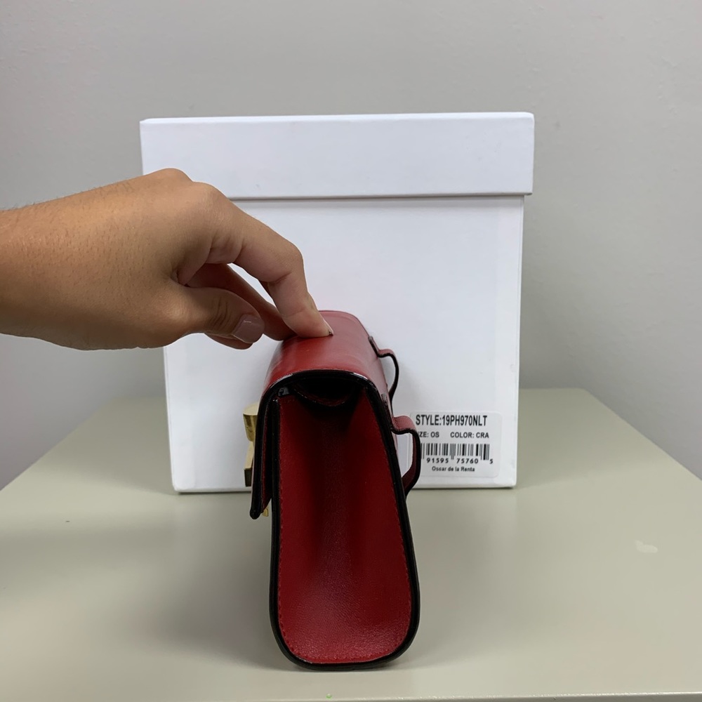 Oscar de la Renta Red Clutch - Picture 6 of 7